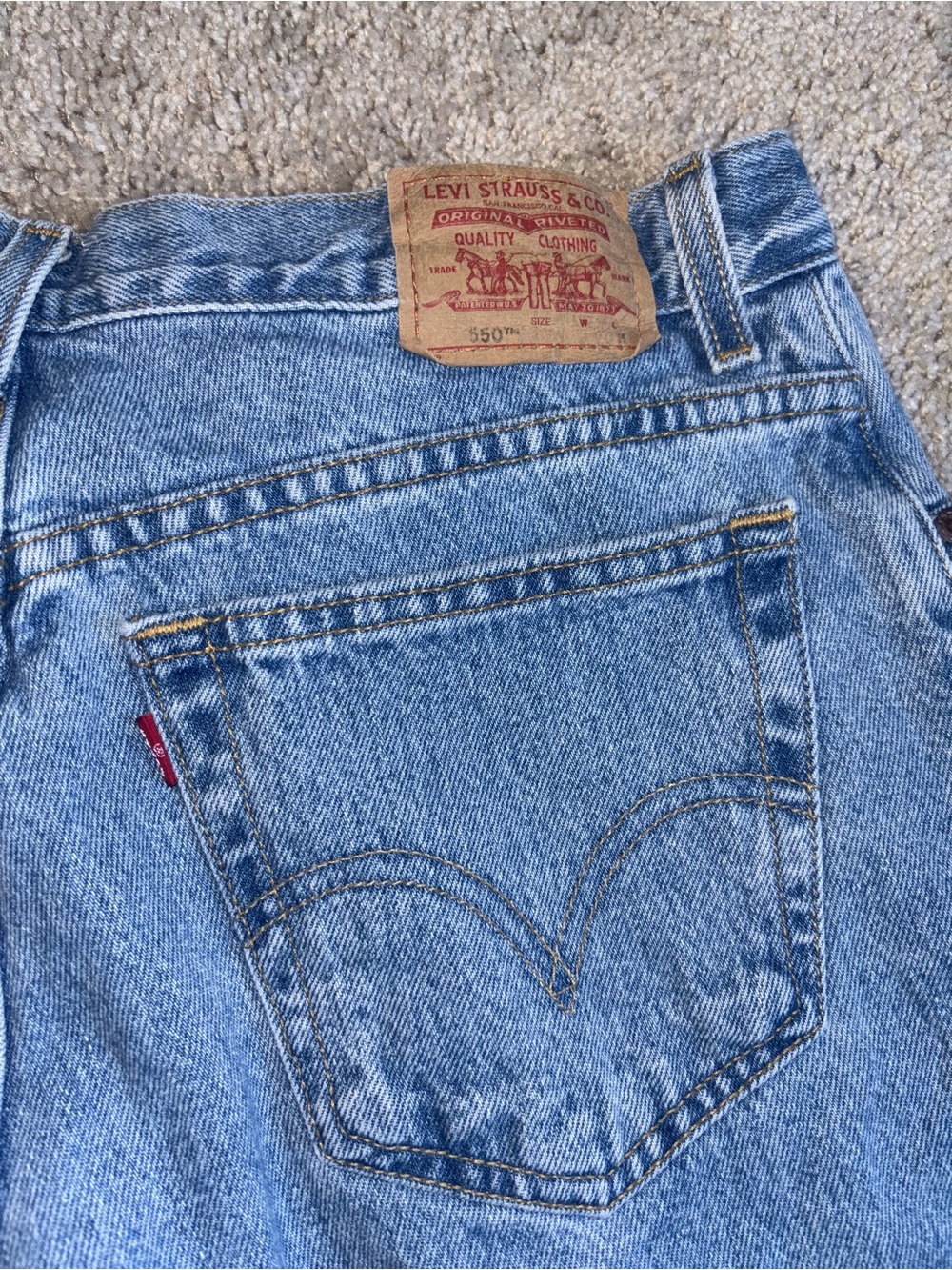 Vintage Levis 550 Classic Relaxed Tapered Leg High Rise Mom Jeans 16 M 33x28